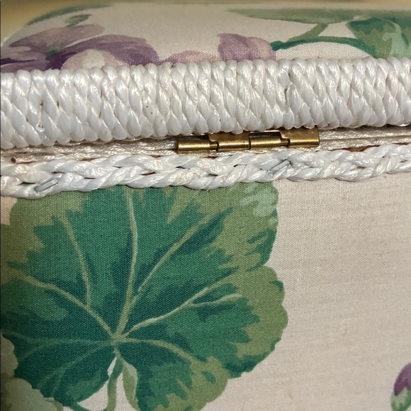 Sewing Box & Notions/Tools Bundle - Picture 4 of 16